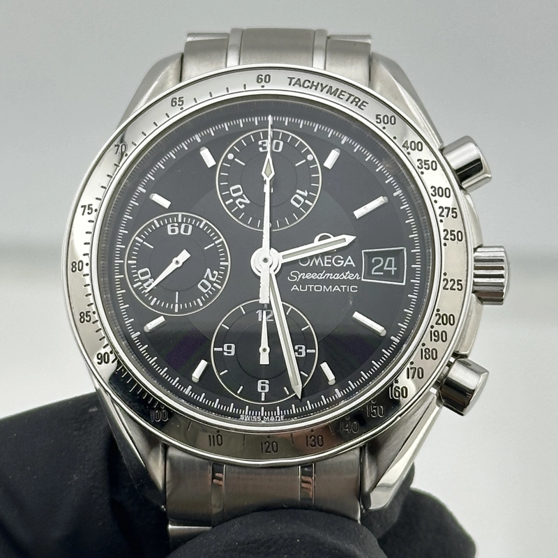 Omega Speedmaster Date Black Dial on Stainless Steel Bracelet Ref. 3513.52.00 view 3