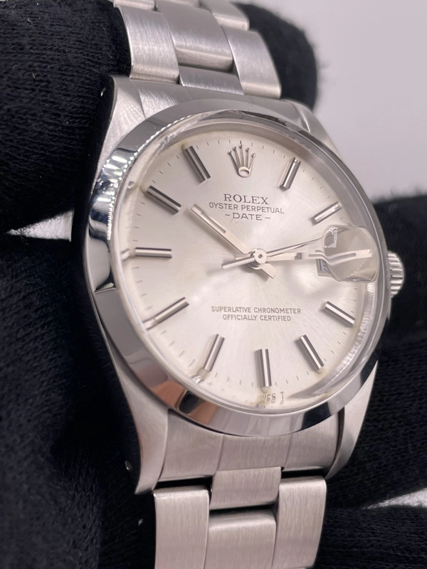 Rolex Oyster Perpetual Date Silver Stick Dial on Oyster Ref. 15000 1987 view 3