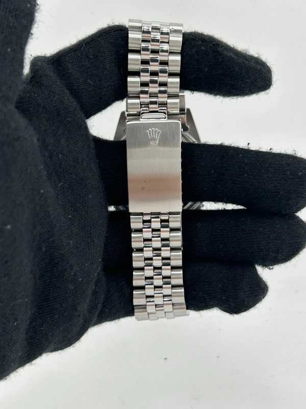Rolex Datejust 36 Silver Stick Dial on Jubilee D Link Bracelet Ref. 16014 1985 view 4