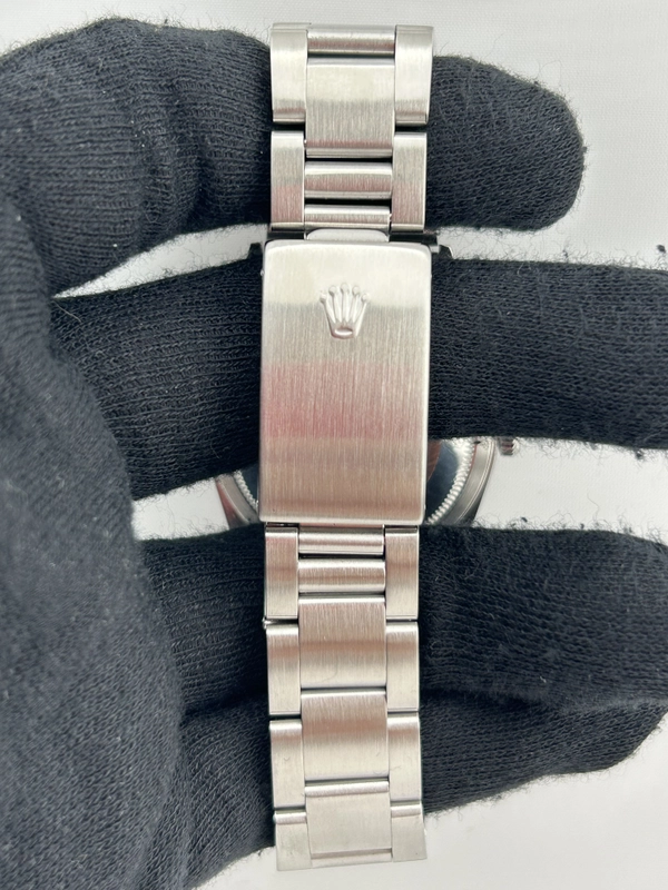 Rolex Datejust 36 Silver Stick Dial on Jubilee Ref. 16200 Papers 2000 view 4