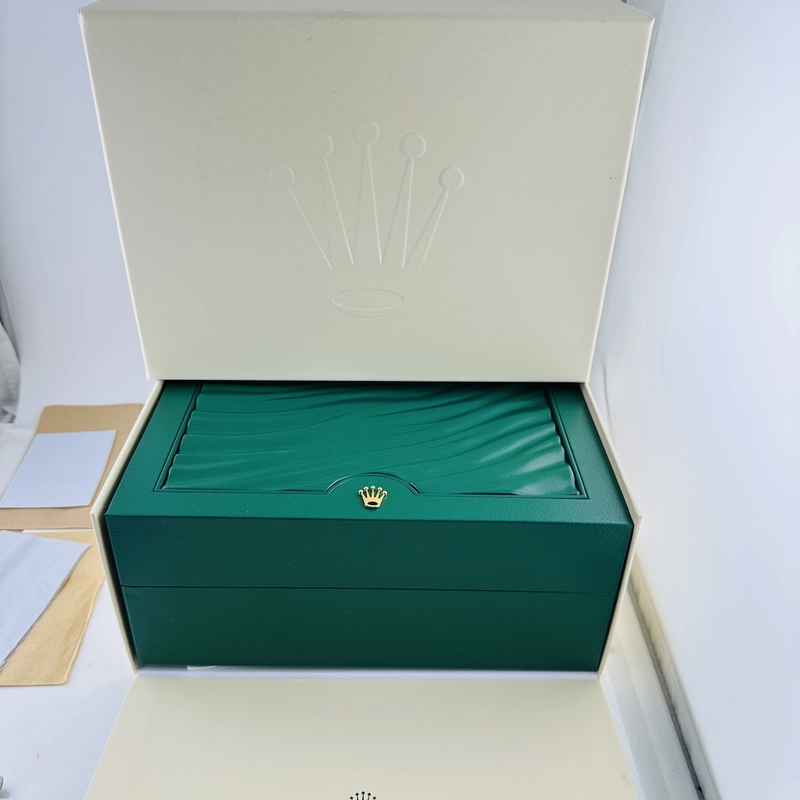 Rolex Day-Date 40 Chocolate Bevelled Roman Dial on President Ref. 228235 Complete 2024 view 8