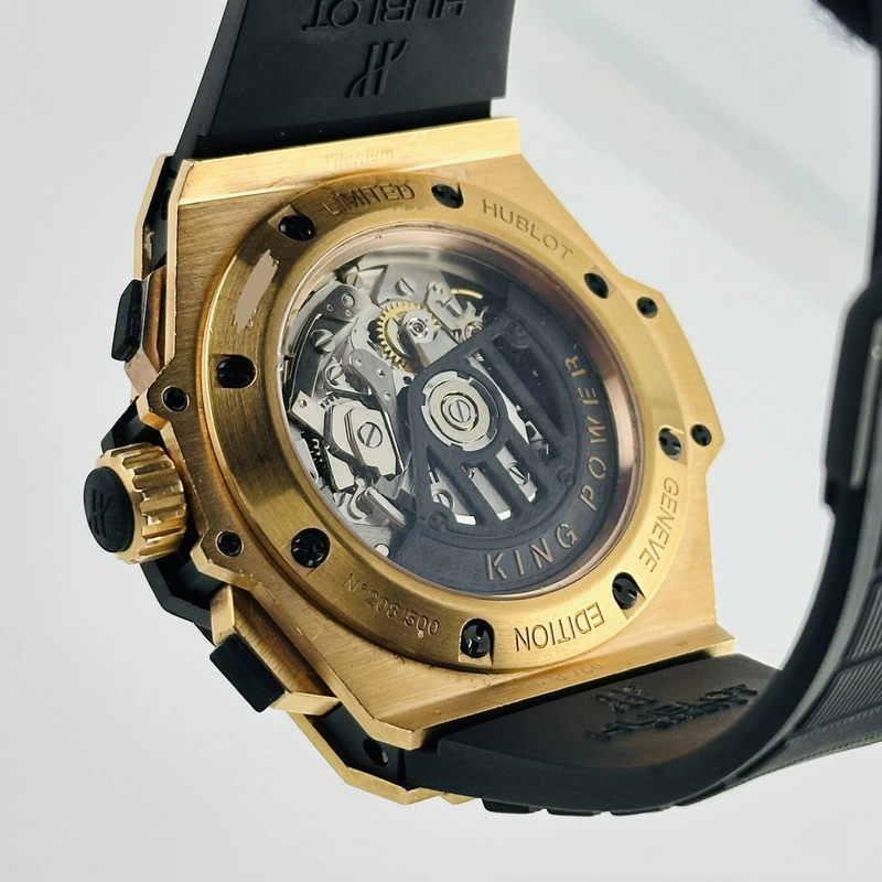 Hublot King Power Foudroyante Black Dial on Rubber Rose Gold Folding Clasp Ref. 715.PX.1128.RX 18K view 7