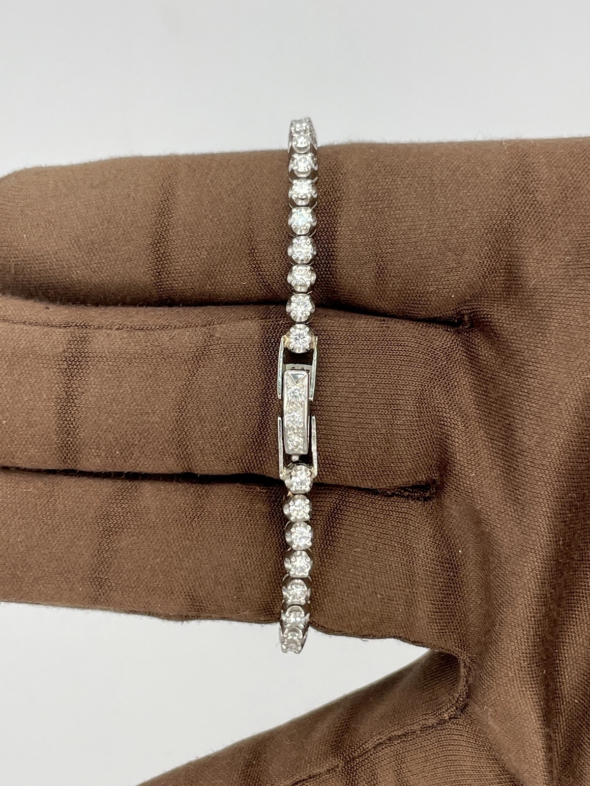 1962 Patek Philippe Ladies Diamond Platinum Bracelet Watch 12mm Platinum 3289/12 — image 7