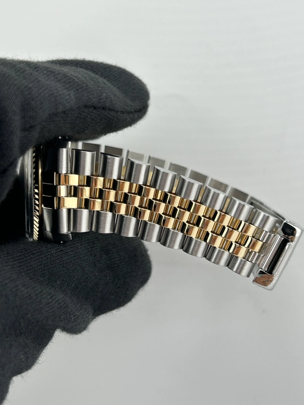 Rolex Datejust Champagne Stick Dial on D Link Jubilee Bracelet Ref. 16013 1987 view 5