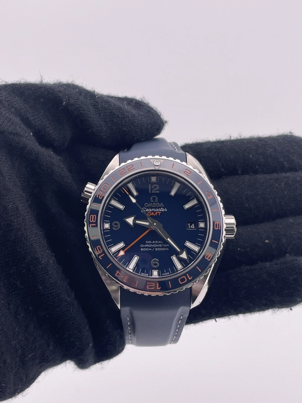 Omega Seamaster Planet Ocean 600M Blue Dial on Blue Rubber Strap Ref. 232.32.44.22.03.001 Card 2019 view 2