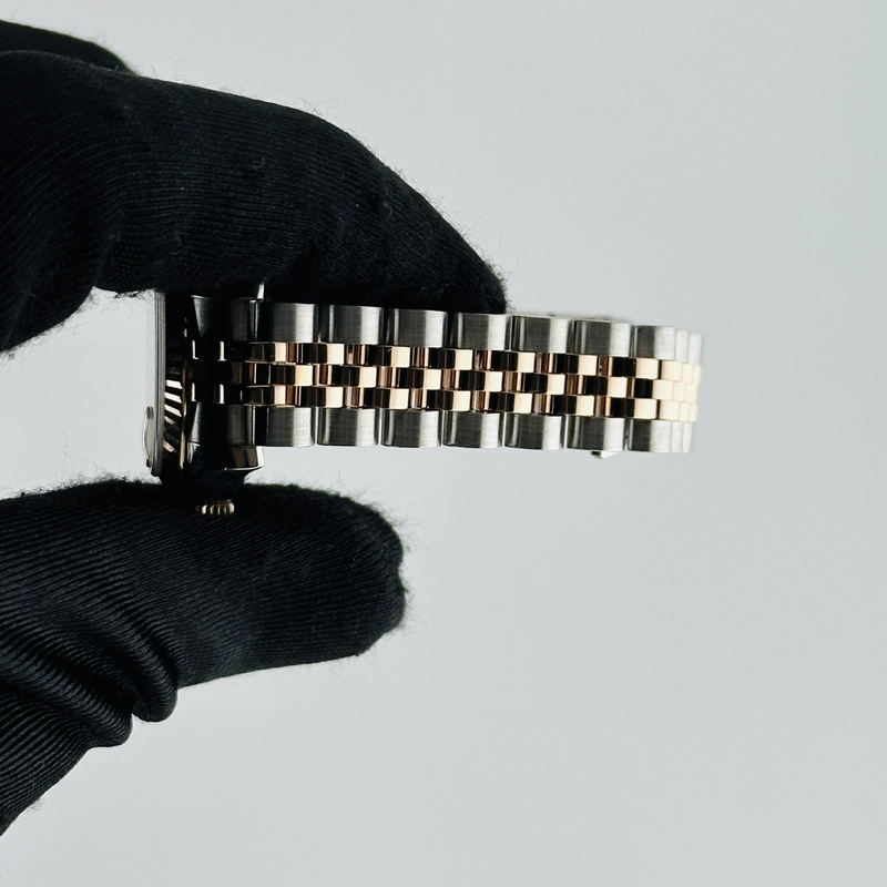 Rolex Datejust Lady Pink Stick Dial on D Link Jubilee Ref. 179171 Card 2015 view 4