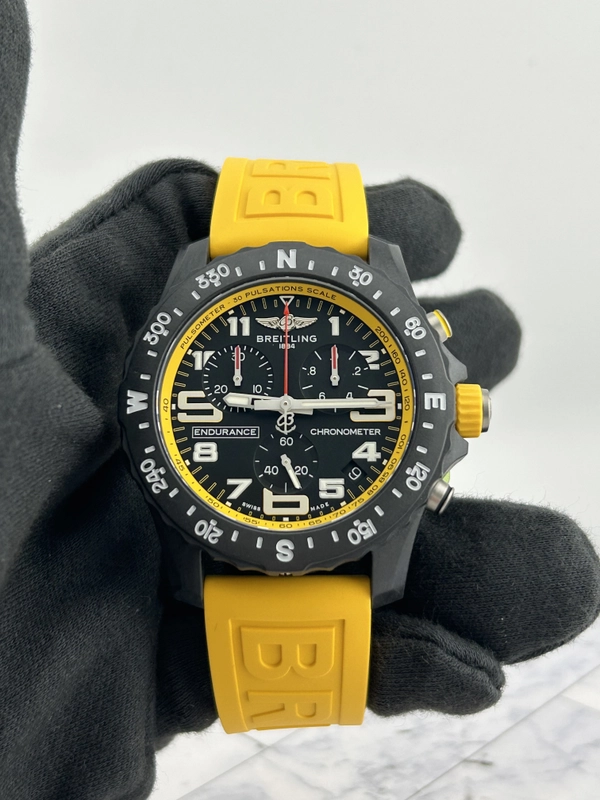 Breitling Endurance Pro Black Dial on Rubber Strap Ref. X82310A41B1S1 Card 2026 view 2