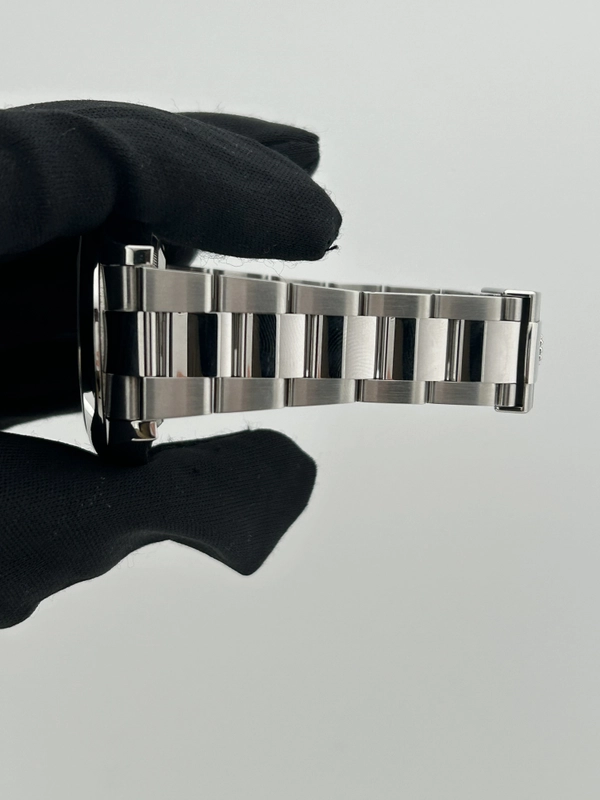Rolex Datejust II Black Stick Dial on Oyster Ref. 116300 Card 2013 view 5