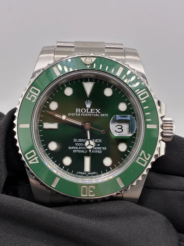 Rolex Submariner Green Dial on Oyster Ref. 116610LV Card 2014 view 3
