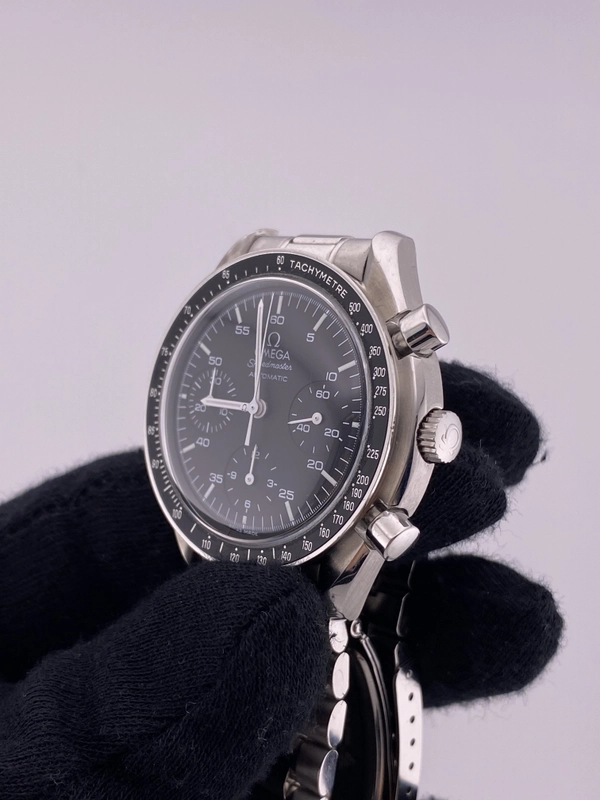 Omega Speedmaster Reduced Black Dial on Stainless Steel Ref. 3510.5 view 3