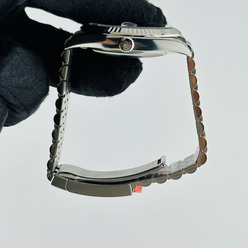 Rolex Datejust Dark Rhodium Index Dial on D Link Jubilee Bracelet Ref. 126334 Complete 2026 view 6