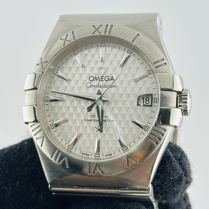 Omega Constellation Silver Dial on Stainless Steel Bracelet Ref. 123.10.35.20.02.002 Card 2018
