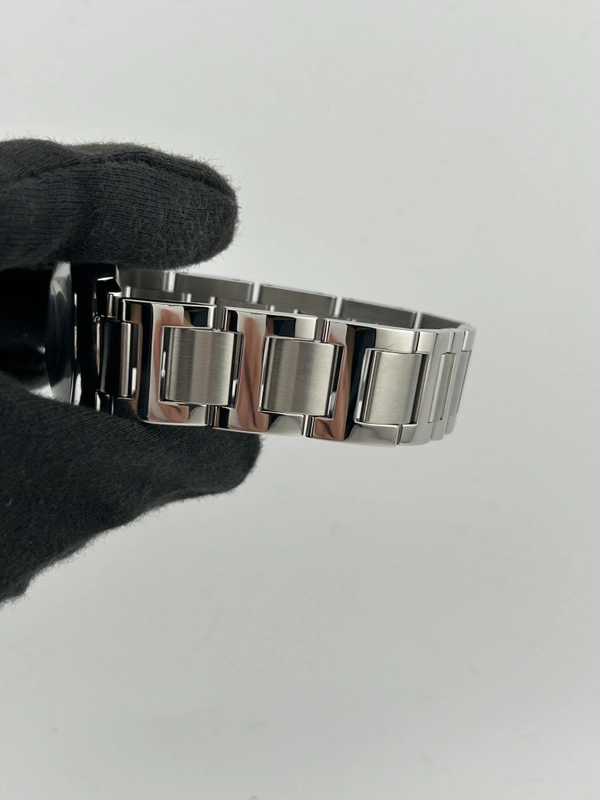 Cartier Ballon Bleu Silver Roman Numerals Dial on Stainless Steel Bracelet Ref. W6920046 Papers 2016 view 5