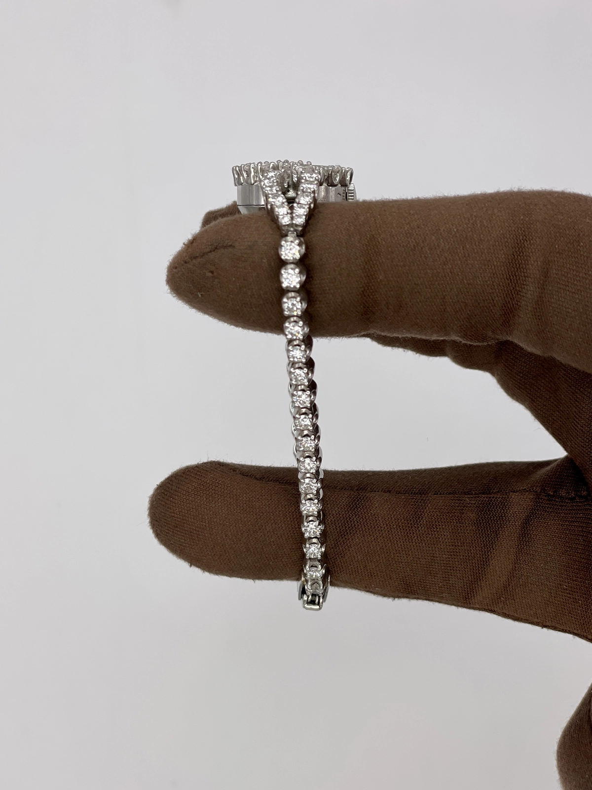 1962 Patek Philippe Ladies Diamond Platinum Bracelet Watch 12mm Platinum 3289/12 — image 5