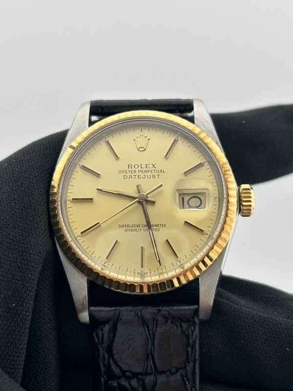 Rolex Datejust 36 Champagne Stick Dial on Generic Black Leather Band Ref. 16013 1984 view 3