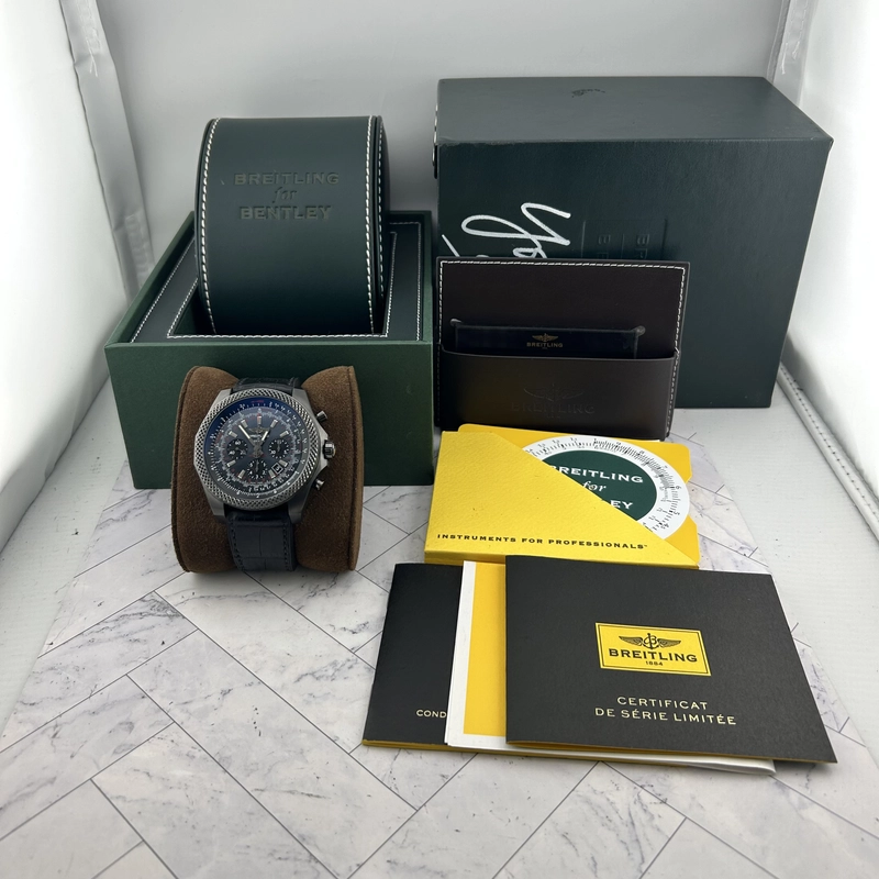 Breitling Bentley B06 Black Mop Dial on Rubber Strap Ref. MB061113/BE60 Card 2016 view 7