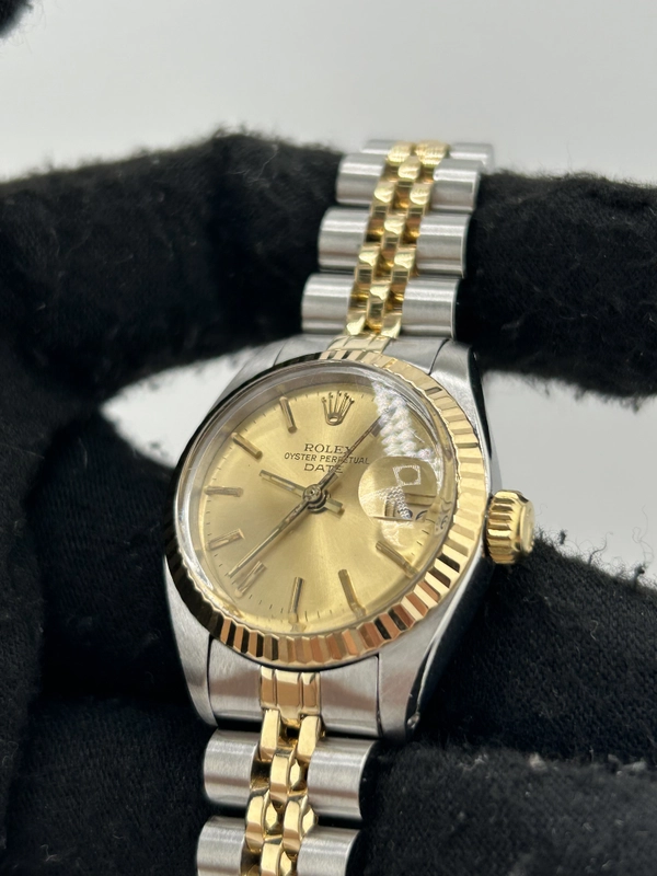 Rolex Date Champagne Stick Dial on 2 Tone Jubilee D Link Bracelet Ref. 6917 1983 view 3