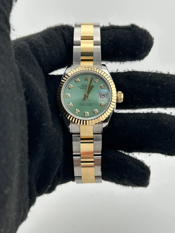 Rolex Datejust Lady Mint Green Diamond Dial on Oyster Ref. 279173 Card 2017 view 2