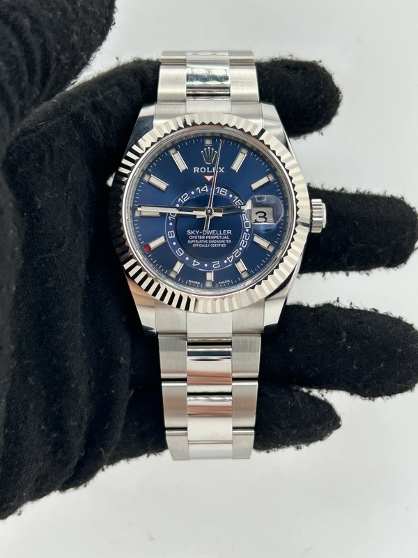 Rolex Sky Dweller Blue Dial on Oyster Ref. 326934 Card 2021 view 2