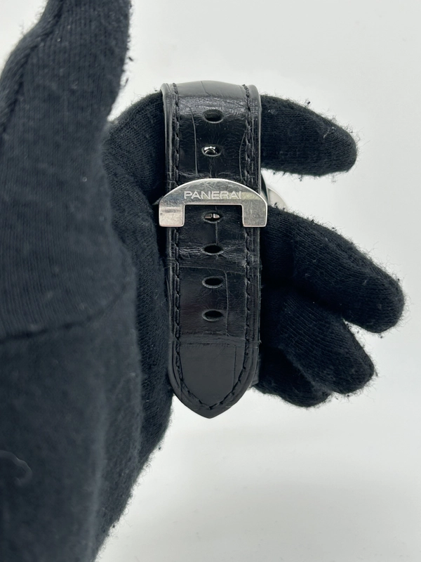 Panerai Luminor Marina Black Arabic Dial on Strap Ref. PAM00104 Complete 2002 view 4