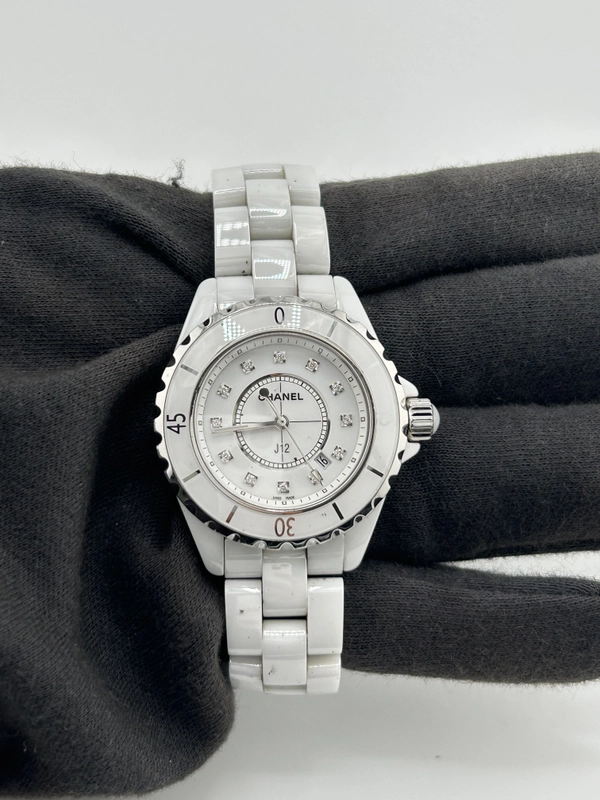 Chanel J12 White Diamond Dial on White Ceramic Bracelet Ref. H1628 Complete 2013 view 2
