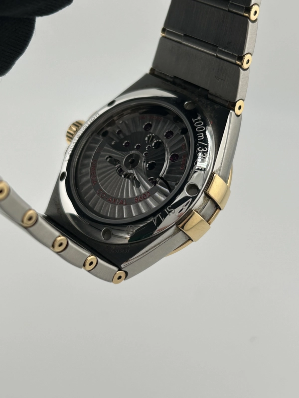 Omega Constellation Day/Date Silver Dial on Stainless Steel And Red Gold Bracelet Ref. 123.25.38.22.02.001 Complete 2018 view 7