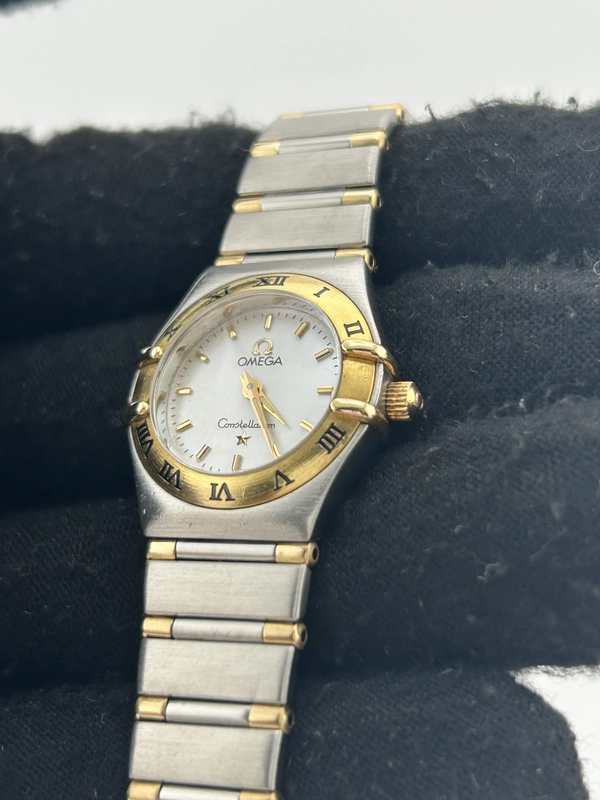 Omega Constellation White Mop Dial on 2 Tone Gold Plated Stainless Steel Bracelet Ref. 1362.70 Card 1998 view 3