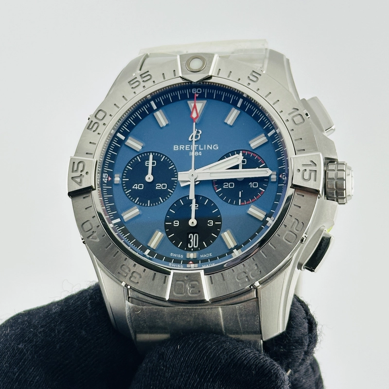 Breitling Avenger B01 Chronograph Blue Dial on Stainless Steel Bracelet Ref. AB0147101C1A1 Card 2026 view 3