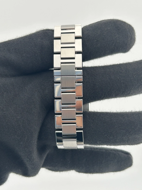 Cartier Tank Solo Silver Roman Dial on Stainless Steel Ref. W5200013 Card 2020 view 6