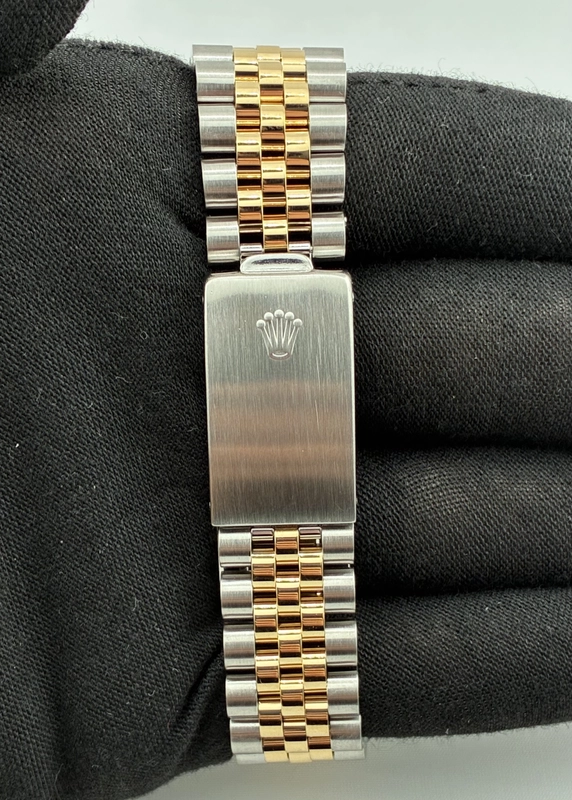 Rolex Datejust Champagne Stick Dial on Jubilee Ref. 16013 1985 view 4
