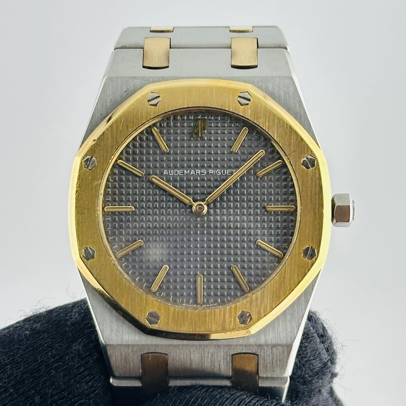 Audemars Piguet Royal Oak Grey / Gold Markers Dial on 2 Tone Bracelet Ref. 56303SA.OO.0789SA view 3