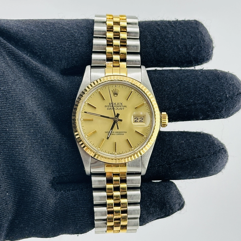 Rolex Datejust Champagne Stick Dial on D Link Jubilee Bracelet Ref. 16013 1987 view 2