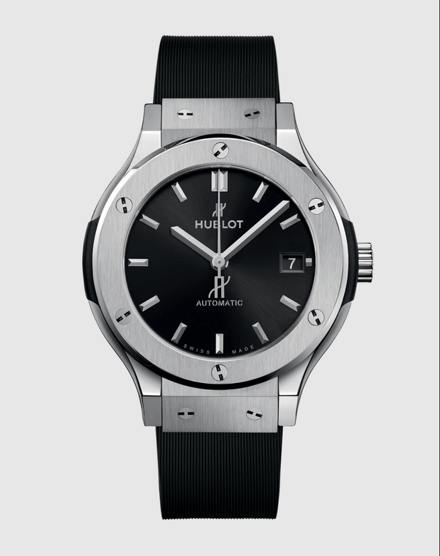 Hublot Classic Fusion Black Dial on Rubber Strap Ref. 565.NX.1470.RX with Box