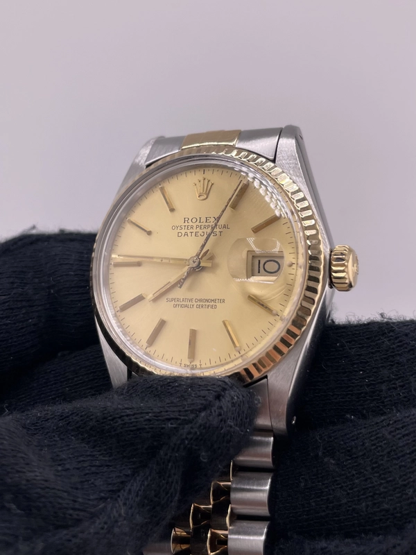 Rolex Datejust Champagne Stick Dial on D Link Jubilee Bracelet Ref. 16013 1985 view 3