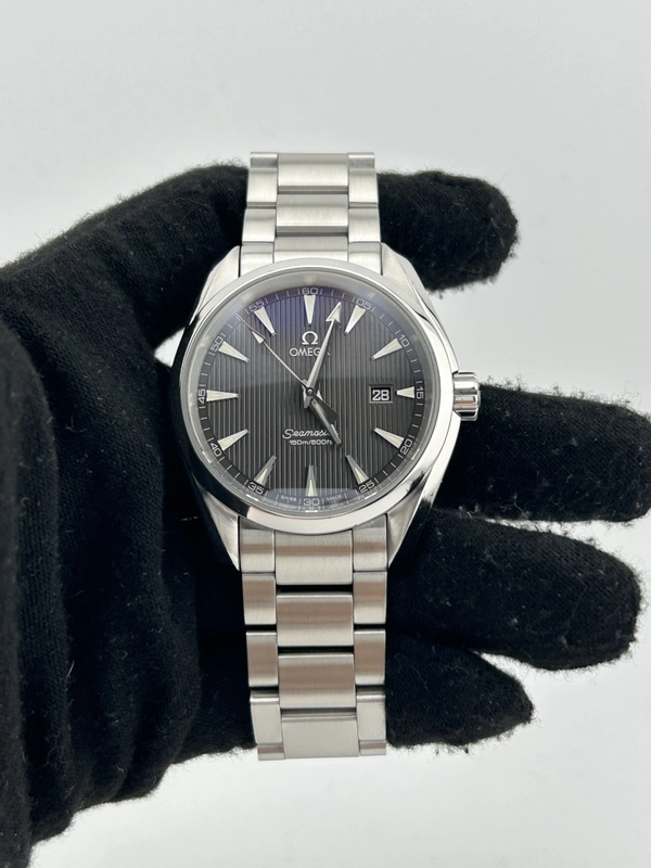Omega Seamaster 150m Gray Dial on Stainless Steel Bracelet Ref. 231.10.39.61.06.001 view 2