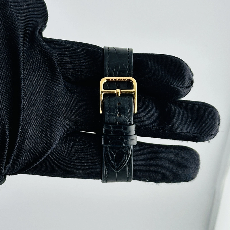 Hermes H Black Dial on Leather Ref. HH1.270B Papers view 3