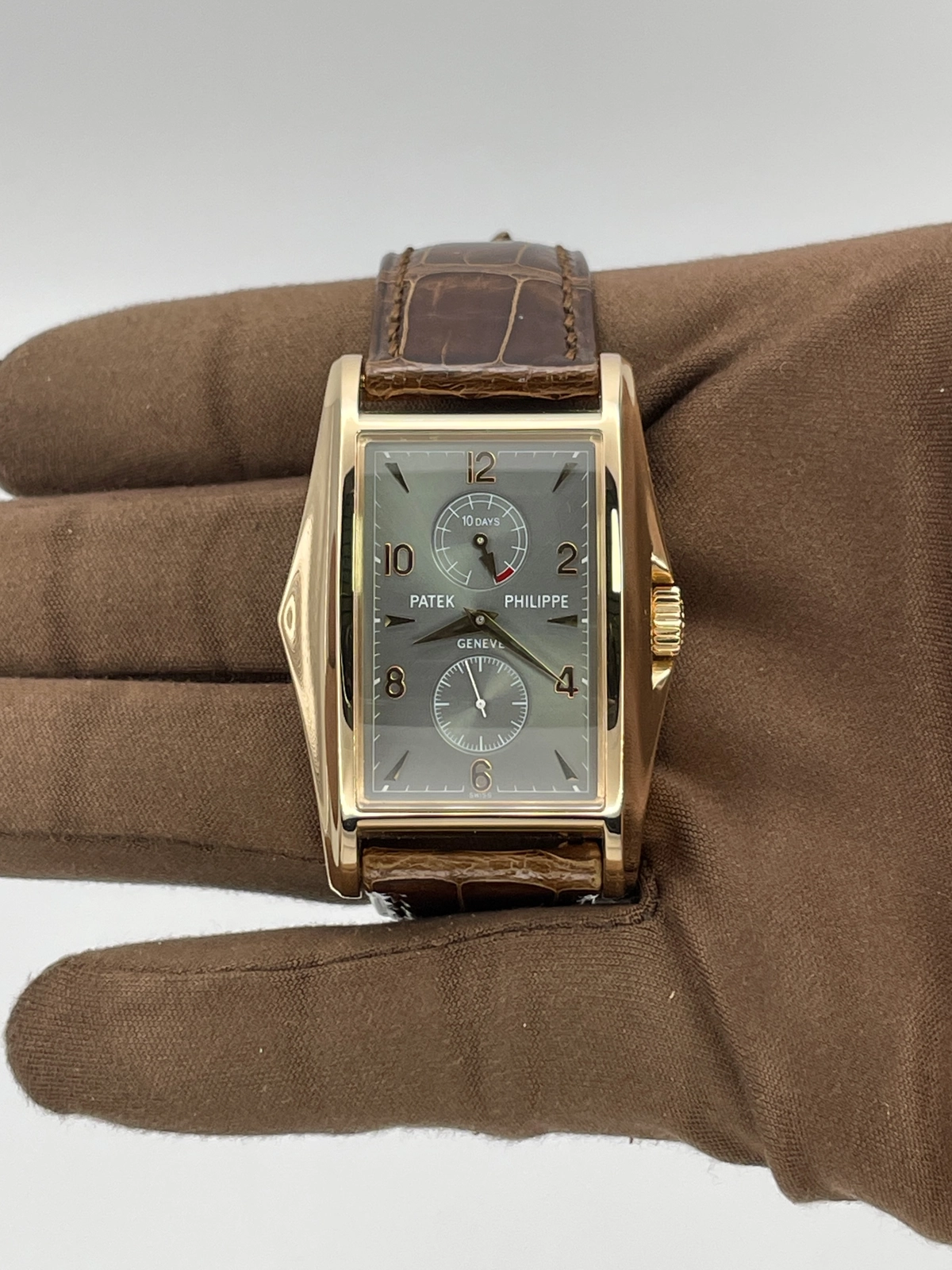2001 Patek Philippe Gondolo 45 x 34mm Rose Gold 5100R-001 — image 1