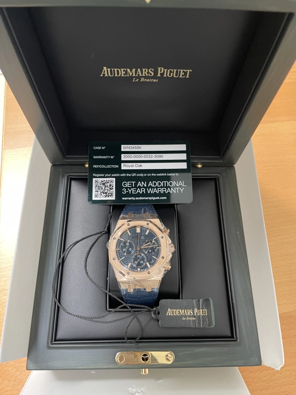 Audemars Piguet Royal Oak Chrono Blue Dial on Leather Ref. 26240OR.OO.D315CR.02 Card 2022 view 6