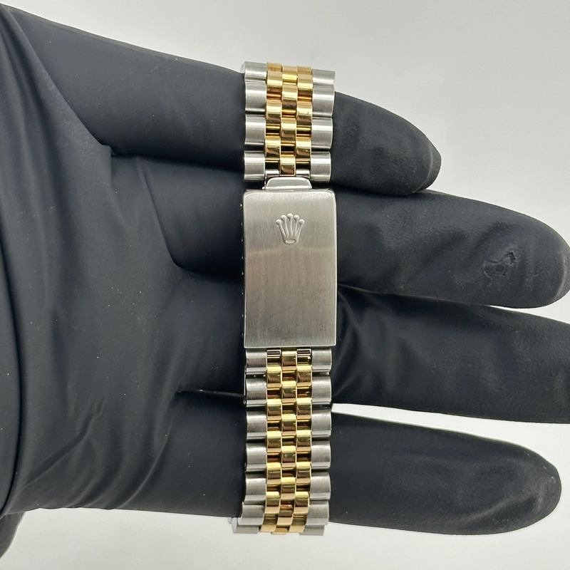 Rolex Datejust Champagne Stick Dial on D Link Jubilee Bracelet Ref. 16013 Papers 1986 view 4