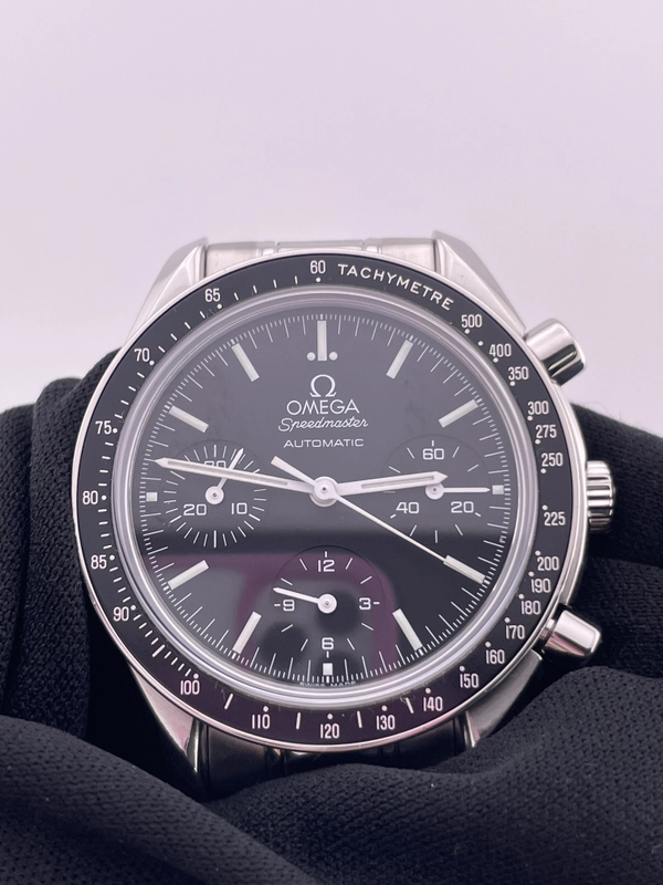 Omega Speedmaster Black Dial on Stainless Steel Bracelet Ref. 3539.5 Card Open Date view 3