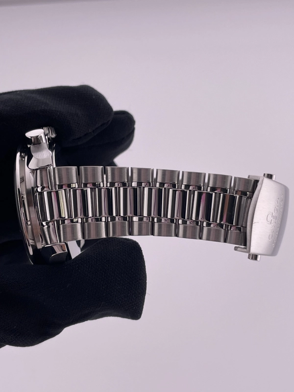 Omega Speedmaster Black Dial on Stainless Steel Bracelet Ref. 3539.5 Card Open Date view 5