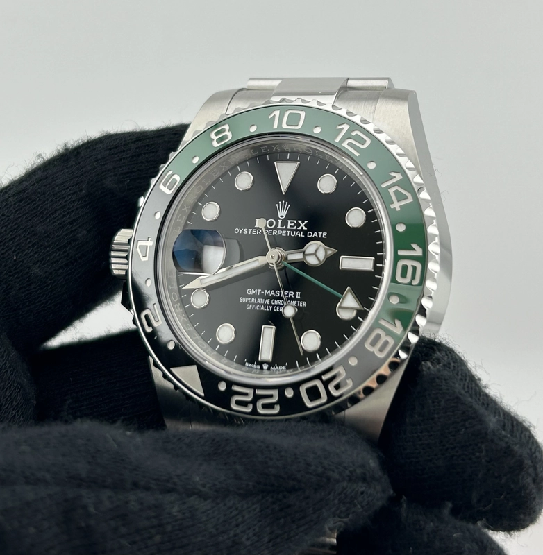 Rolex GMT-Master II "Sprite" Black Dial on Oyster Ref. 126720VTNR Card 2026 view 3