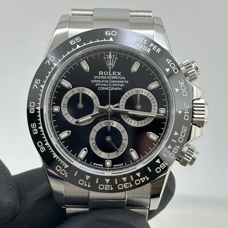 Rolex Daytona Black Dial on Oyster Bracelet Ref. 116500LN Card 2020 view 3