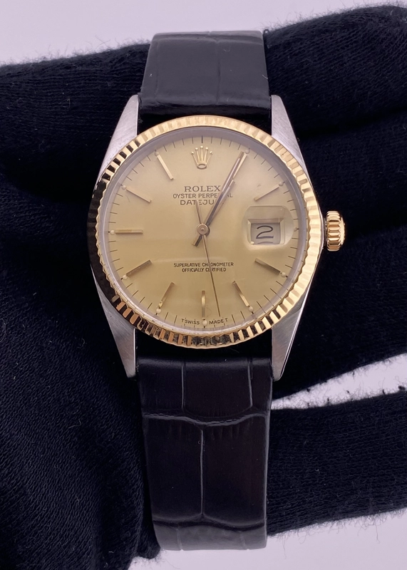 Rolex Datejust 36 Champagne Stick Dial on Generic Leather Strap Ref. 16013 view 2
