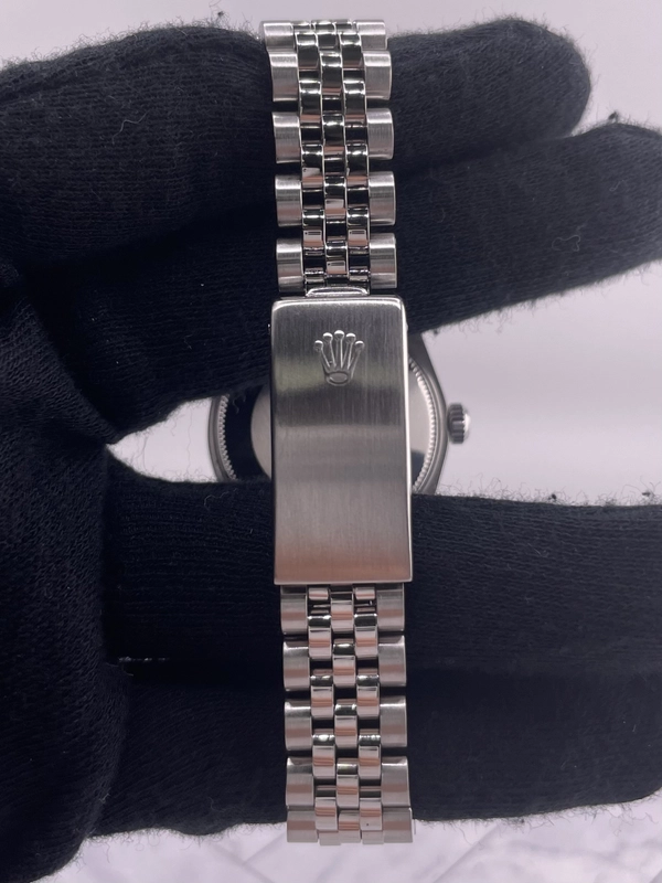 Rolex Datejust Silver Stick Dial on D Link Jubilee Ref. 68274 1987 view 4