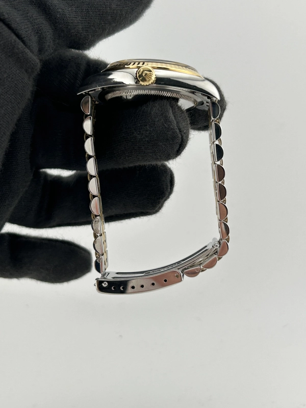 Rolex Datejust Champagne Stick Dial on Jubilee D Link Bracelet Ref. 16233 1995 view 6
