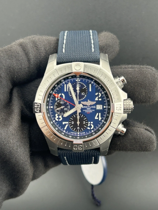 Breitling Avenger Chronograph GMT Blue Arabic Chronograph Dial on Brushed Ref. A24315101C1X1 Card 2023 view 2