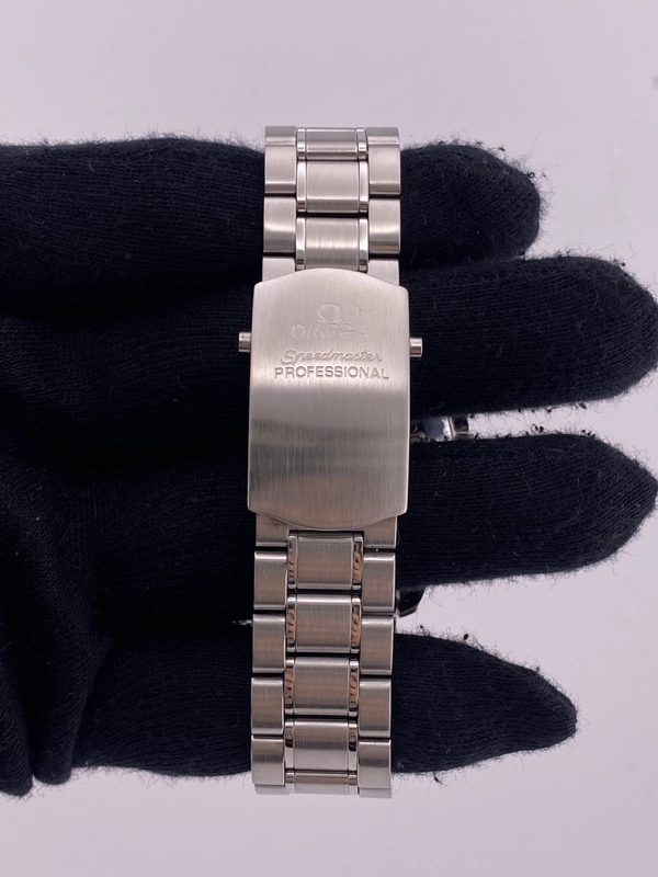 Omega Speedmaster Professional Moonwatch Black Stick Dial on Bracelet Ref. 3570.50.00 Complete 2003 view 4