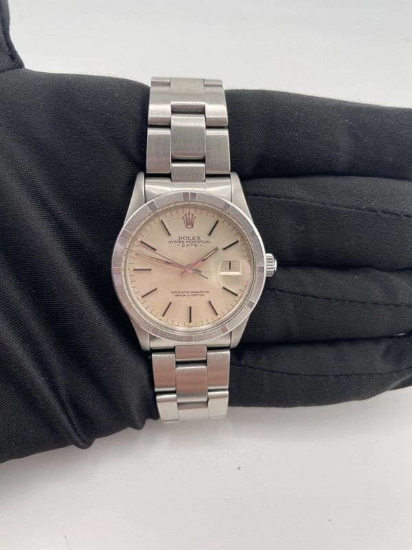 Rolex Oyster Perpetual Date Silver Stick Dial on Oyster Bracelet Ref. 15000 1981 view 3