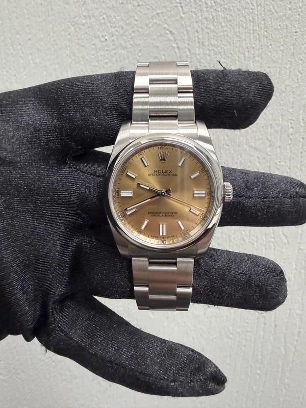 Rolex Oyster Perpetual White Grape Dial on Oyster Ref. 116000 Card 2020 view 2
